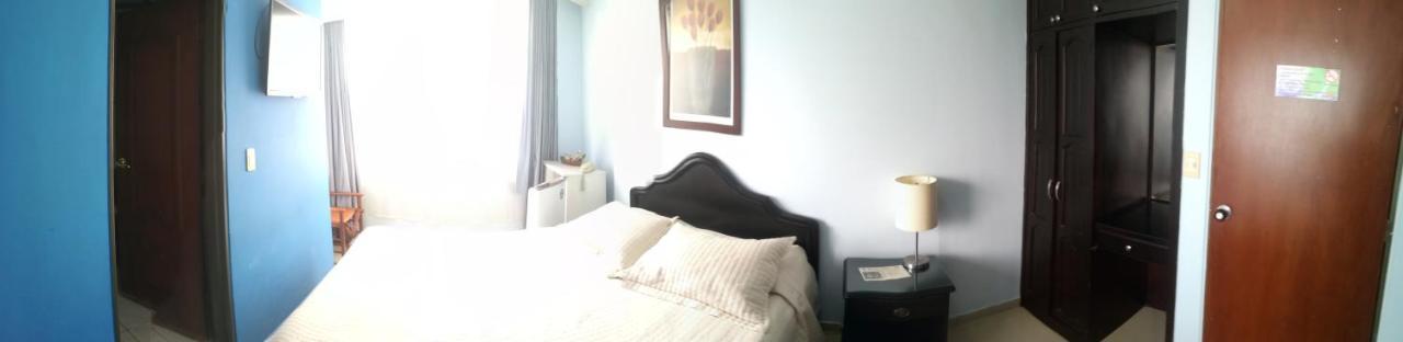 Hotel Costa Del Sol Фусагасуга Екстериор снимка
